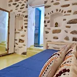 Karnagio - Traditional Seafront House 別荘 Koufonisia