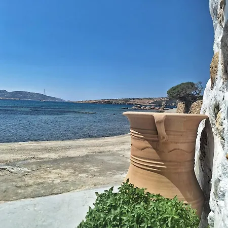 Karnagio - Traditional Seafront House * Koufonisia