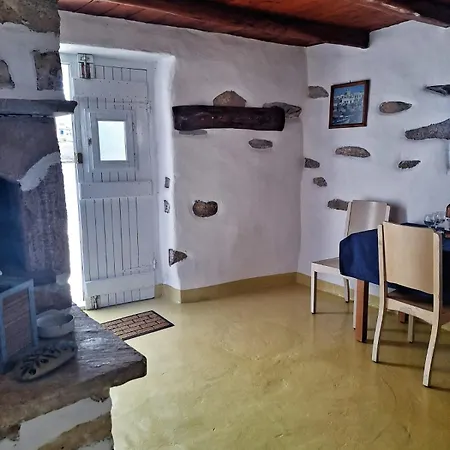 Ferienhaus Karnagio - Traditional Seafront House Koufonisia