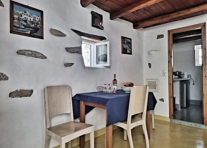 Karnagio - Traditional Seafront House Koufonisia